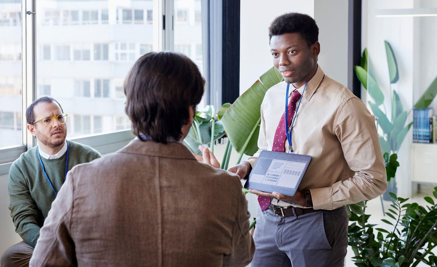 Hiring manager presenting data to team